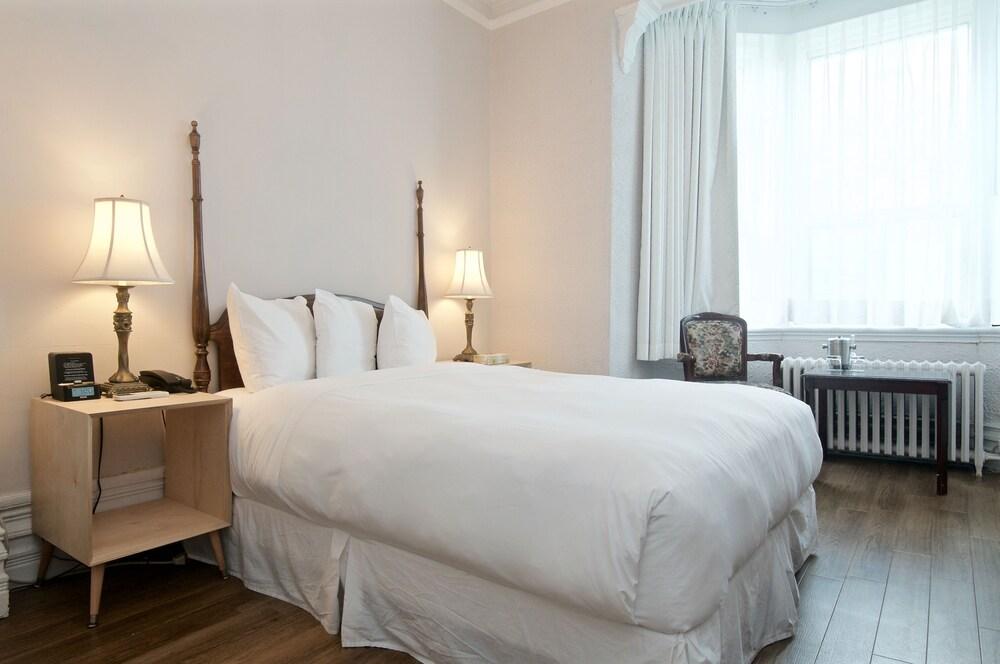 Ambrose House & Cafe - Self Check-In Guesthouse 몬트리올 외부 사진